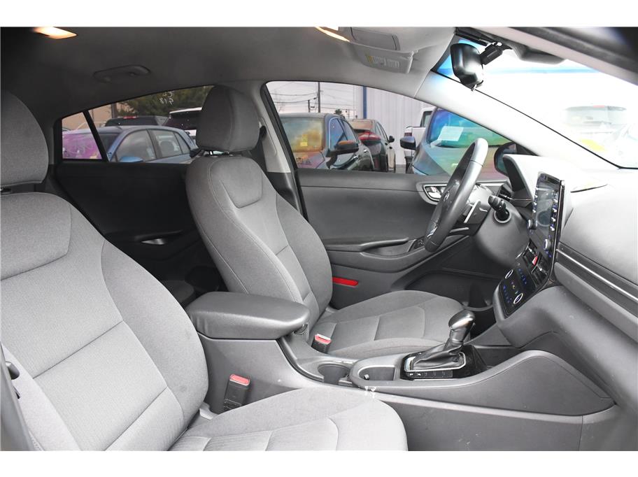 2020 Hyundai IONIQ SE - Photo 9