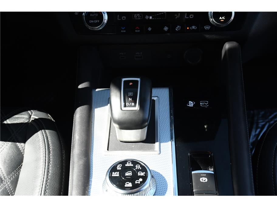 2023 Mitsubishi Outlander Plug-In Hybrid SEL - Photo 14