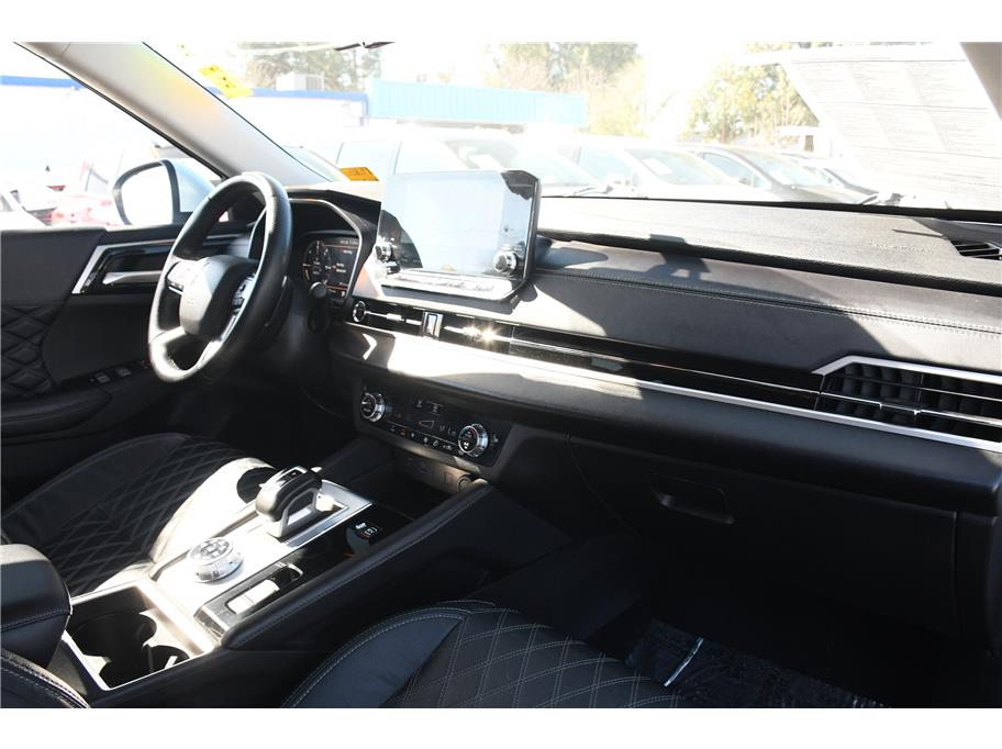 2023 Mitsubishi Outlander Plug-In Hybrid SEL - Photo 9