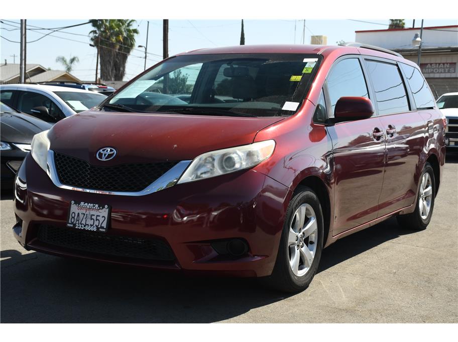 2015 Toyota Sienna LE