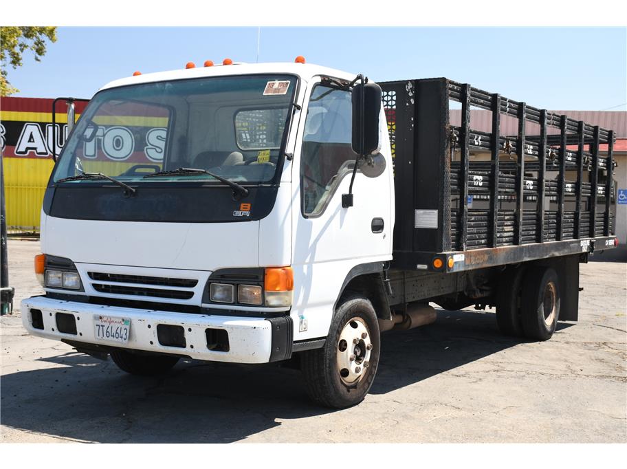 2005 Isuzu NPR
