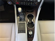 Vehicle Thumb #12