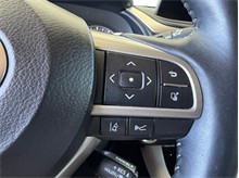 Vehicle Thumb #15
