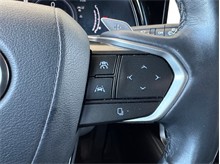 Vehicle Thumb #15
