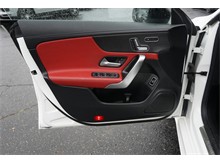 Vehicle Thumb #27
