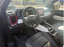 Vehicle Thumb #19