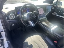 Vehicle Thumb #19
