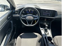Vehicle Thumb #15