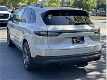 Vehicle Thumb #10
