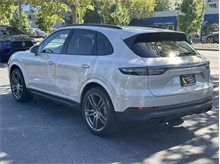 Vehicle Thumb #11