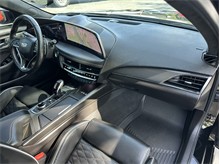 Vehicle Thumb #20