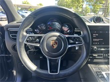 Vehicle Thumb #14