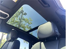 Vehicle Thumb #29