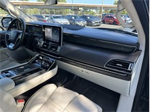 Vehicle Thumb #21