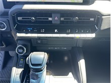 Vehicle Thumb #23