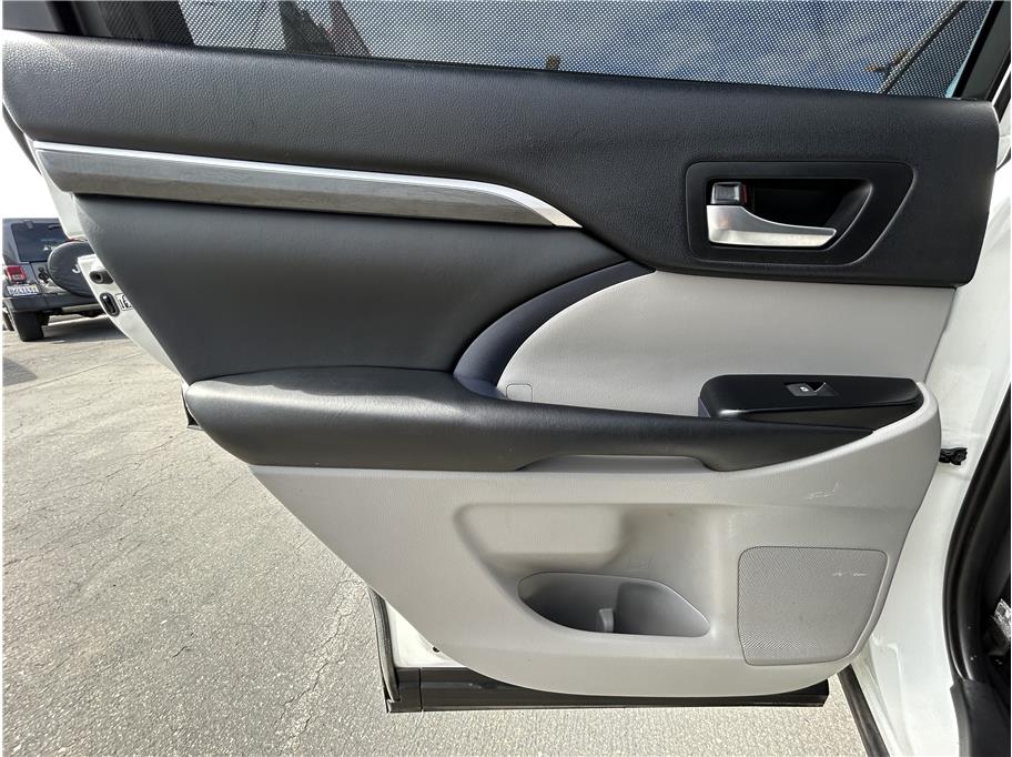 2019 Toyota Highlander Limited - Photo 15