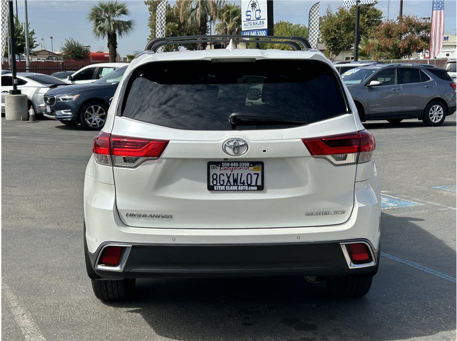 2019 Toyota Highlander Limited - Photo 6