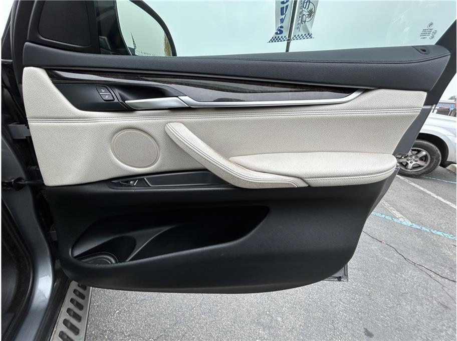 2016 BMW X6 xDrive35i - Photo 11