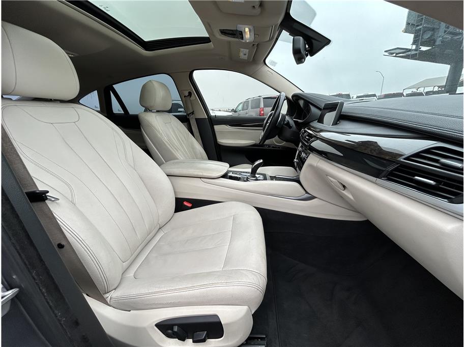 2016 BMW X6 xDrive35i - Photo 12
