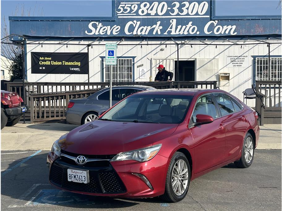 2017 Toyota Camry SE