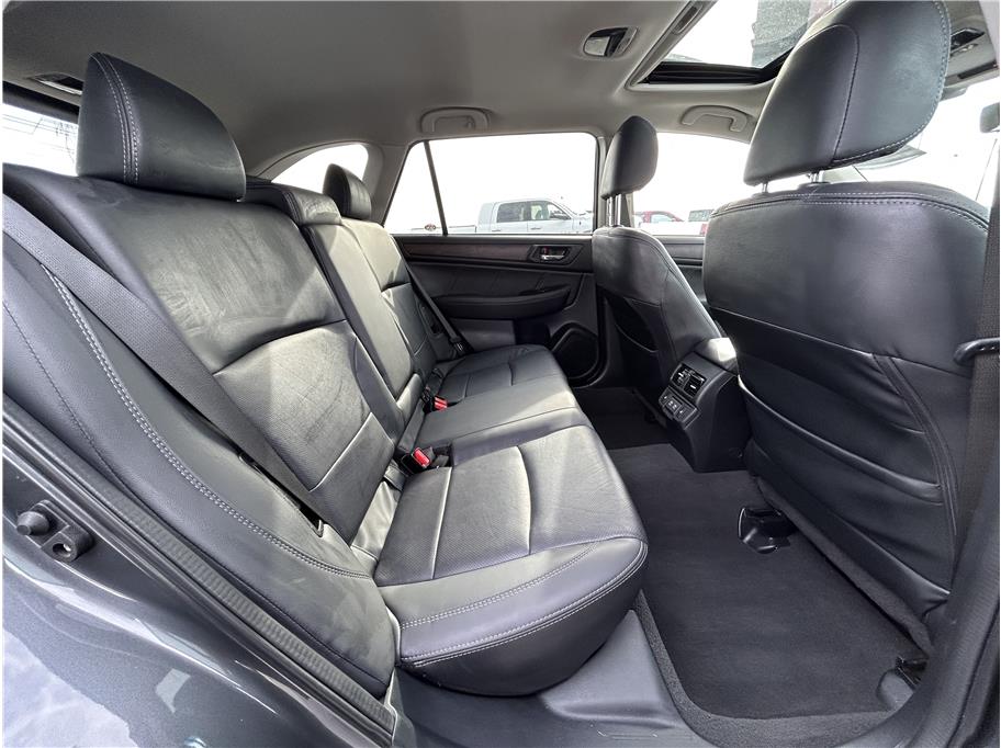 2019 Subaru Outback Limited - Photo 14