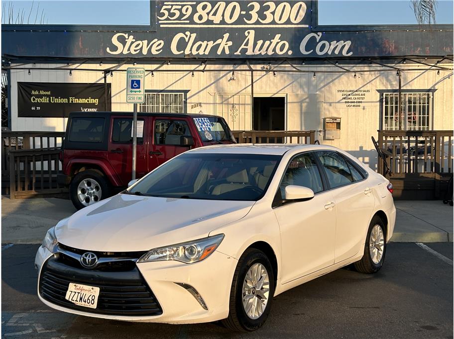 2016 Toyota Camry LE