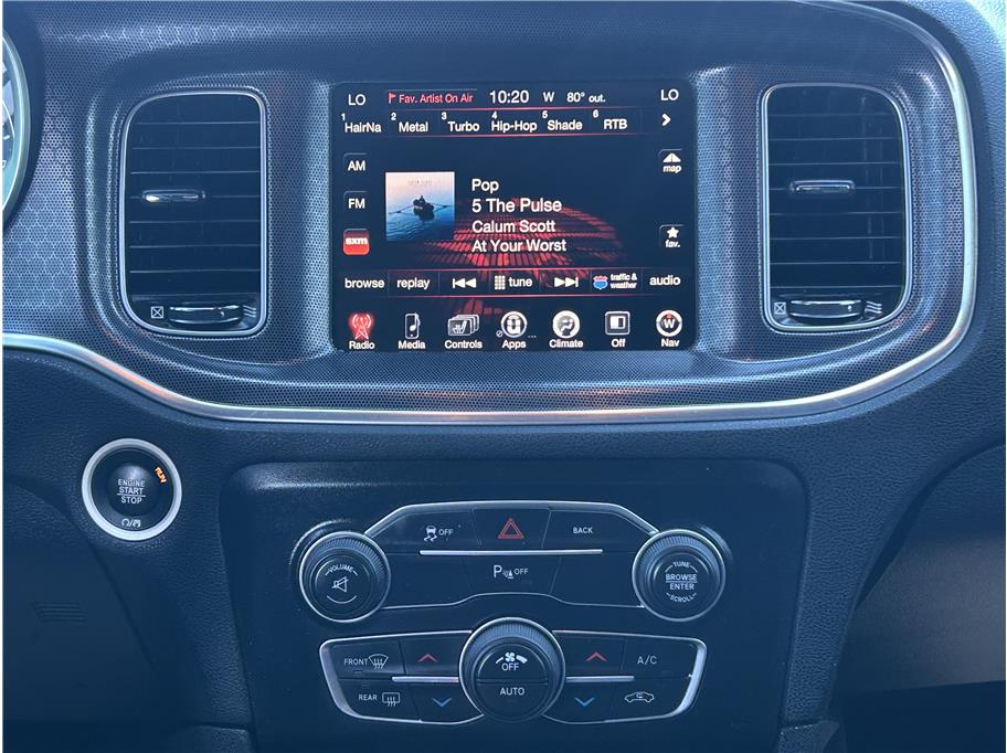 2016 Dodge Charger SXT - Photo 20