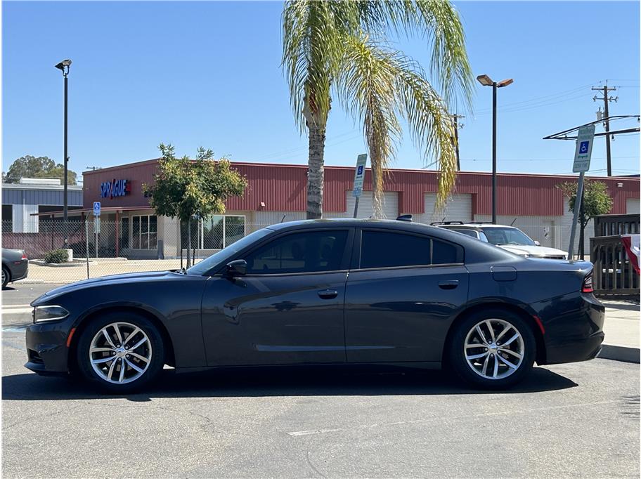 2016 Dodge Charger SXT - Photo 8