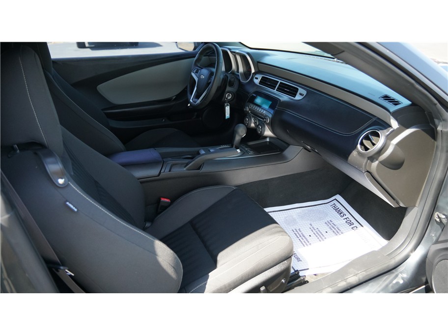2015 Chevrolet Camaro 2LS - Photo 13