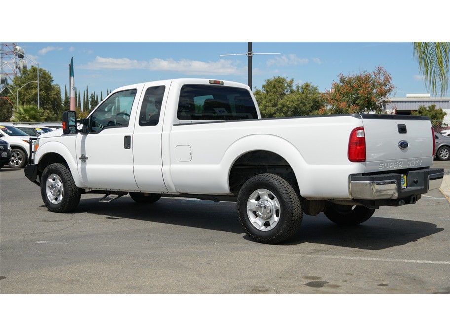 2011 Ford F-350 Super Duty XLT - Photo 7