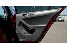 Vehicle Thumb #18