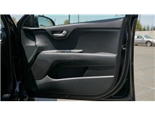 Vehicle Thumb #18