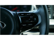 Vehicle Thumb #28