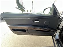 Vehicle Thumb #9