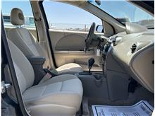 Vehicle Thumb #15