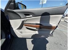 Vehicle Thumb #11
