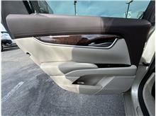 Vehicle Thumb #13