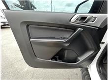 Vehicle Thumb #9