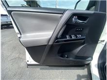 Vehicle Thumb #11