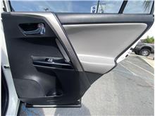 Vehicle Thumb #13