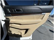 Vehicle Thumb #13