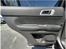 Vehicle Thumb #16