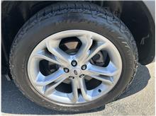 Vehicle Thumb #21