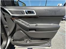 Vehicle Thumb #9