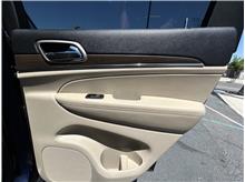 Vehicle Thumb #13