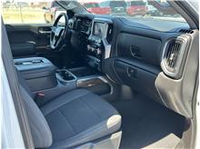 Vehicle Thumb #13