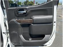 Vehicle Thumb #17
