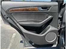 Vehicle Thumb #17