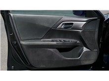Vehicle Thumb #9