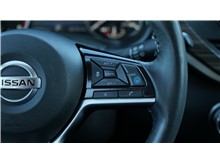 Vehicle Thumb #24